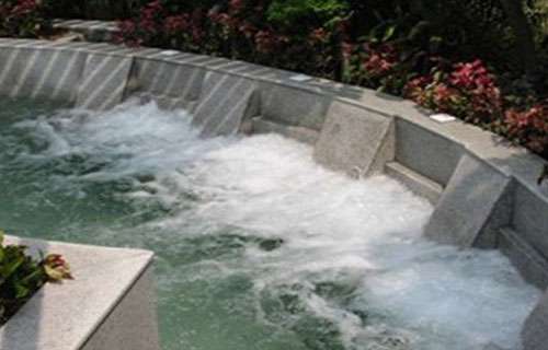 涌泉浴-热水池-温水池，冷水池-冰池