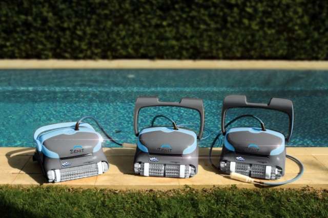 泽尼特自由泳池自动吸污机-海豚自动清洗机-海豚全自动清洁机器人